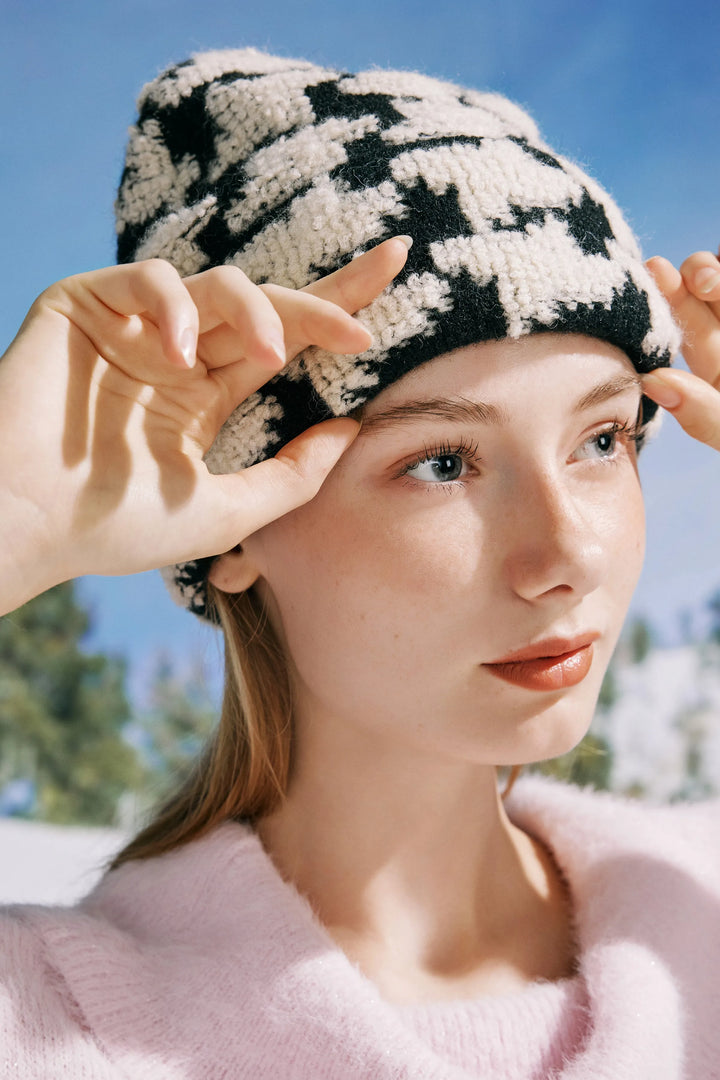 Bazer Houndstooth Pattern Knitted Warm Beanie