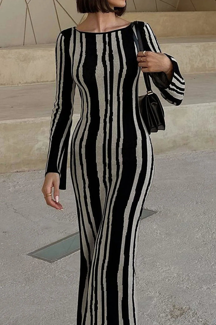 Kimala Black and White Contrast Stripe Long Sleeve Knit Maxi Dress