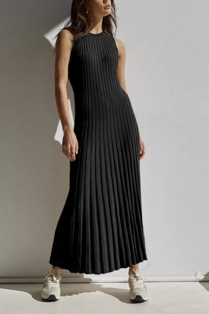 Siola Black Pleat Knit Maxi Dress