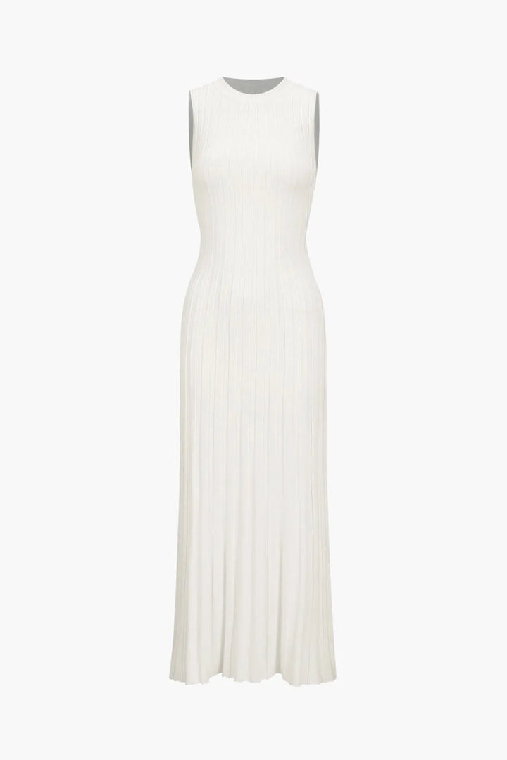 Siola White Pleat Knit Maxi Dress